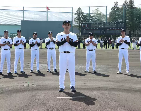 【巨人】「銀座で最高のパレードを」２年目・宮原駿介が春季キャンプ手締めのあいさつ
