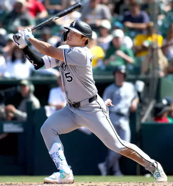 ホワイトソックス村上宗隆が４戦連発！昨季の大谷＆誠也に続く日本人３人目の偉業、２３年ＷＢＣ決勝で対戦投手から３年ぶりアーチ、３者連続弾呼んだ