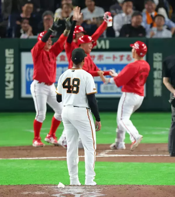 【巨人】大勢代役８試合連続無失点の助っ人がまさかの逆転３ラン被弾　ウィットリー６回無安打０封１０Ｋの“鬼”投球フイ…ＧＷは最初のカードは負け越し