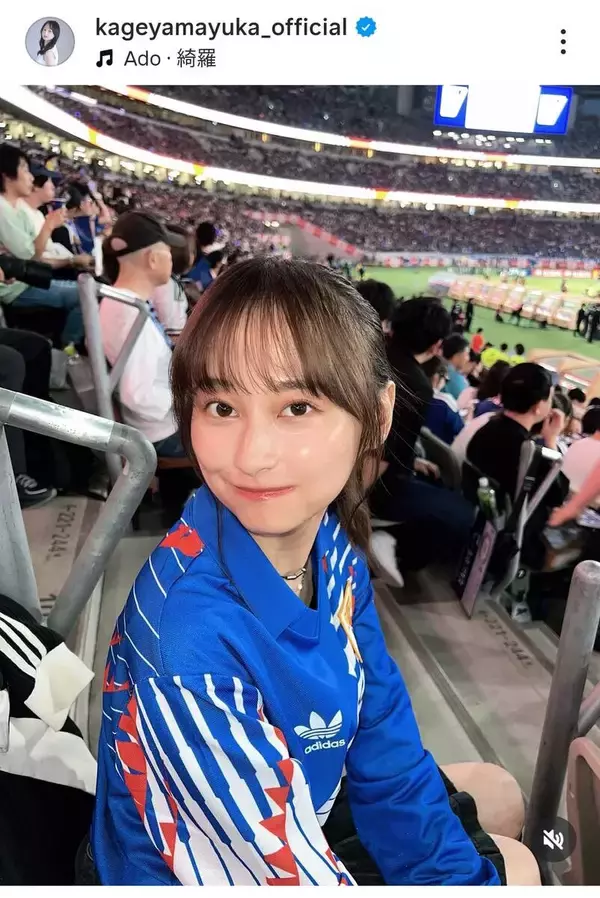 「似合いすぎてて優勝」影山優佳　懐かしの日本代表ユニでＷ杯戦士を応援「やっぱり影ちゃん」「勝利の女神」