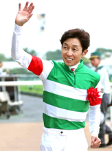 武豊騎手が今も大事にしている師匠の言葉　柳田悠岐外野手が帽子の裏に書かれた言葉とは　レジェンド２人が初対談