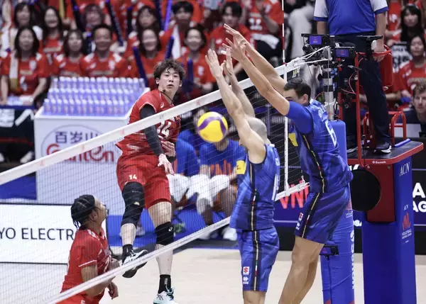 【バレー男子】８連勝中の日本は２４―２６で第１Ｓ落とす　４連続得点のロケットスタートも