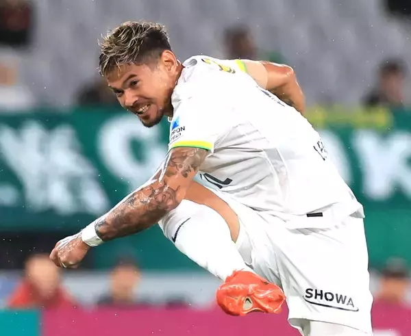 鹿島ＦＷレオセアラ、出場７試合目で２桁ゴール到達…ノーゴールは１試合のみ、驚異的ペースで得点重ねる