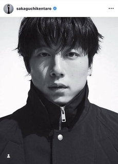 「なんてこった」坂口健太郎のモデル姿にファンはメロメロ「かおがよすぎるよー！」「かっこいいがあふれてますよ」