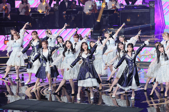 【レコ大】企画賞のＡＫＢ４８　前田敦子、高橋みなみ、小嶋陽菜、指原莉乃参加で「Ｏｈ　ｍｙ　ｐｕｍｐｋｉｎ！」「恋するフォーチュンクッキー」