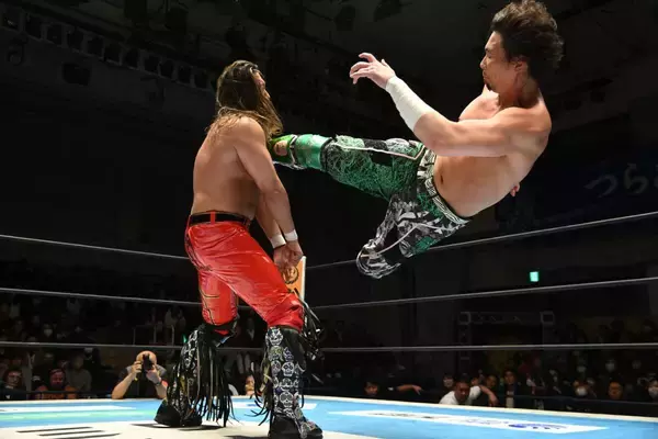 ジェイク・リー、ＩＷＧＰ王者・辻陽太との「前哨戦」を制す「なぜ挑戦するのか…私の存在価値を確かめるためだ」…２・１後楽園全成績