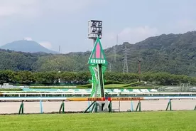 小倉競馬 7日は差し馬向き