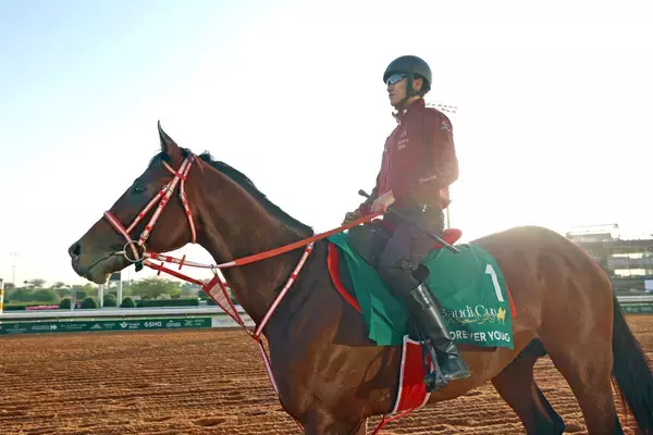 【サウジＣ】フォーエバーヤングが史上初の連覇！再び１５億円超を獲得　坂井瑠星騎手「アメージングホース」