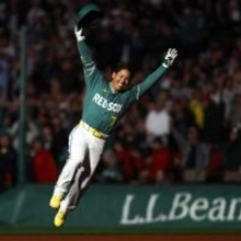 吉田正尚が延長１０回に代打で劇的サヨナラ打！　内野５人シフトもお構いなし、０―０の接戦に終止符…打率は・３１０に