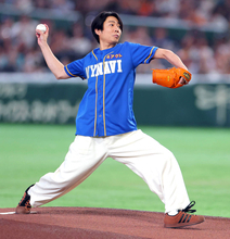 相葉雅紀　球宴ファーストピッチでワンバンも「悔いはない！」会場から大歓声と拍手も