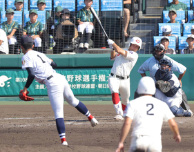 【甲子園】智弁和歌山・中谷仁監督、楠本龍生の確信歩きのＶ３ランに”ダメ出し”「ちゃんと走って」「田舎のやんちゃ感がいい風に働いてる」