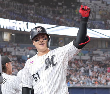 【ロッテ】 止まらない！　山口航輝が３６号逆転２ラン　千葉移転後球団最多アーチ　本拠地熱狂…前夜は劇的サヨナラ弾