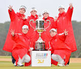 「河本結「超うれしい」　ＭＶＰ菅楓華「ペアの優奈が心強かった」　女子が３連覇　ゴルフ３ツアーズ選手権」の画像1