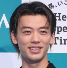 「勝男からのギャップ」「別人に」竹内涼真、雰囲気ガラリ！金髪ロン毛姿「雰囲気が違いすぎて」「色気ありすぎ」