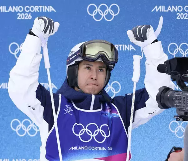 【五輪】堀島行真のモーグル２大会連続銅メダルにネット沸騰「高速ターンに凄い空中技　素晴らしかった」の一方、採点に疑問の声も