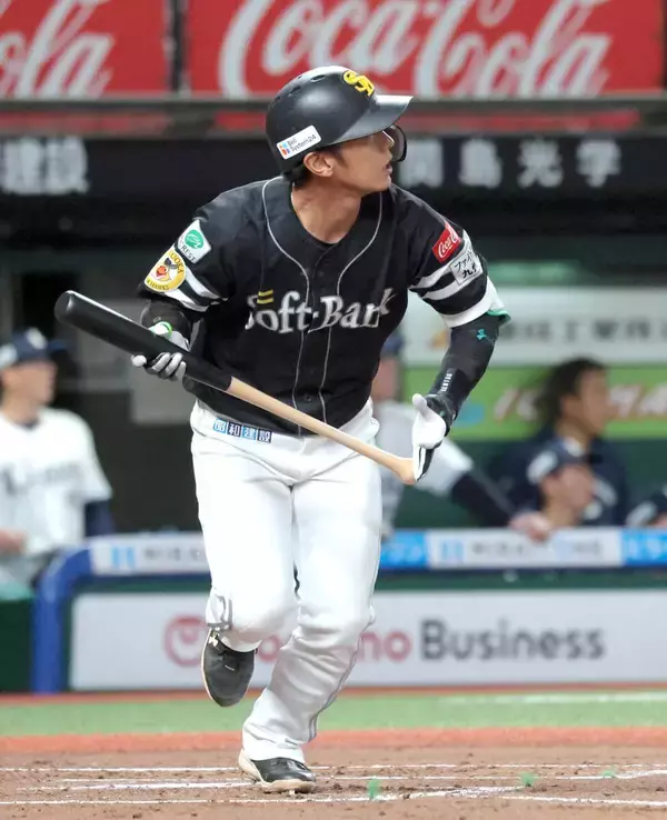 【ソフトバンク】今宮健太が今季１号２ラン！１１日に死球で左肩甲骨亀裂骨折も…フルスイング「うまく体が回転」通算１０１本目