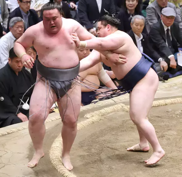 新入幕の若ノ勝が、テレビ解説の師匠・湊川親方の前で勝ち越し　「知ってました。よかったです」