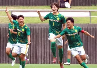 【高校サッカー】静岡学園が２年ぶりの優勝王手…ＦＷ沢井翼が４戦連続２ゴールで８得点…決勝は浜松開誠館と