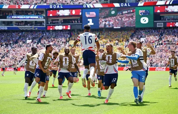 【Ｗ杯】開催国の米国　連勝で決勝Ｔ進出　オーストラリアに２―０…トルコが敗れ首位通過も決まる