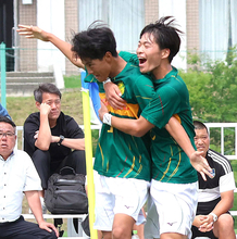 【高校サッカー】静岡学園が８強進出　ＭＦ半田怜也が先制ゴール　ＰＫ戦も冷静「積み上げてきたものを信じるだけ」…全国総体３回戦
