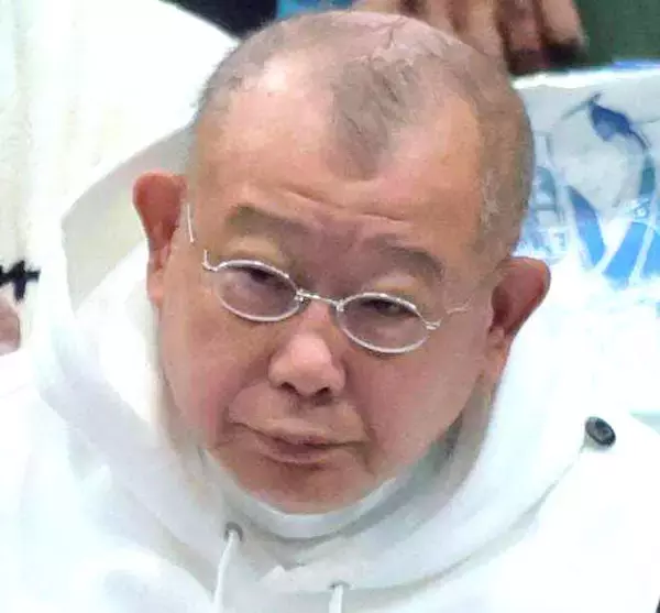 笑福亭鶴瓶「顔面にバーン！」バスケットボールぶつけられた　現在は大物タレントの大胆行動に「ヤバイな」「すごいっす」