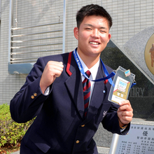巨人ドラ４・杉本真滉、目標は智弁学園高の先輩超え「球界を代表する選手に」　すし１００貫ペロリの大食漢