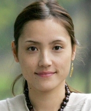 ９０年代にブレイクの一色紗英　２３歳になった美人長女を顔出し「私のミューズ」現在は米国在住