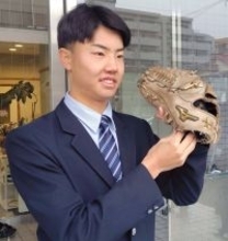 【ヤクルト】ドラフト５位ルーキーの鈴木蓮吾が入寮「笑顔でやっていきたい」