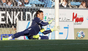 【Ｊ２・Ｊ３百年構想リーグ】４２歳川島５８歳カズに負けじとＰＫ２本ストップの大活躍　磐田がＰＫ戦で開幕戦勝利　