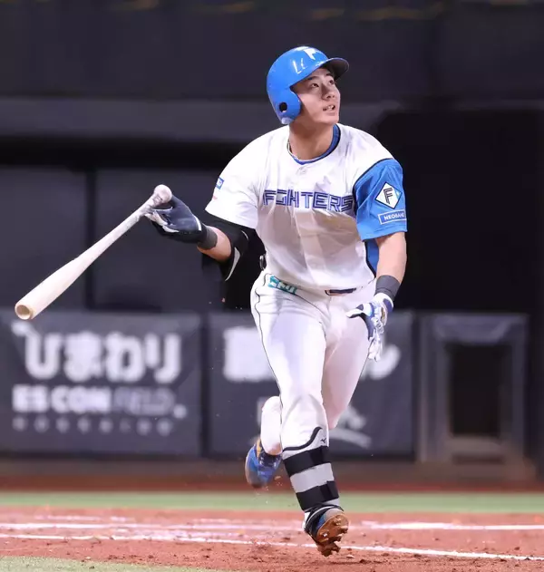 【日本ハム】大塚瑠晏の打球はリプレー検証で本塁打　審判員は協議の結果インプレー判定も新庄剛志監督のリクエスト実る