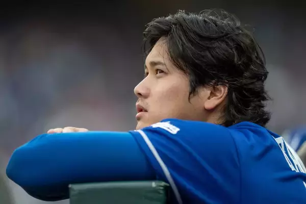 大谷翔平の９回途中交代は「簡単な判断だった」　ロバーツ監督が説明　２５日のリアル二刀流見据えて“温存”　試合終了から２１分後に帰路