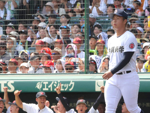 【甲子園】沖縄尚学・末吉良丞が注目の進路に言及「勝てるピッチャーに」…比嘉監督は「沖縄大会始まるまではプロにしたいとは言ってましたけど…」