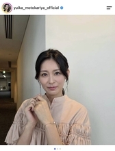 本仮屋ユイカが番組衣装を公開「超カワイイ」「ステキ」の反応に加えて、「髪型めっちゃ似合って素敵」の声も