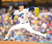 佐々木朗希、メジャー自己最速１６４・３キロで２回無失点　荒れ荒れヒヤヒヤ救援　３四死球→アクーニャを併殺斬り