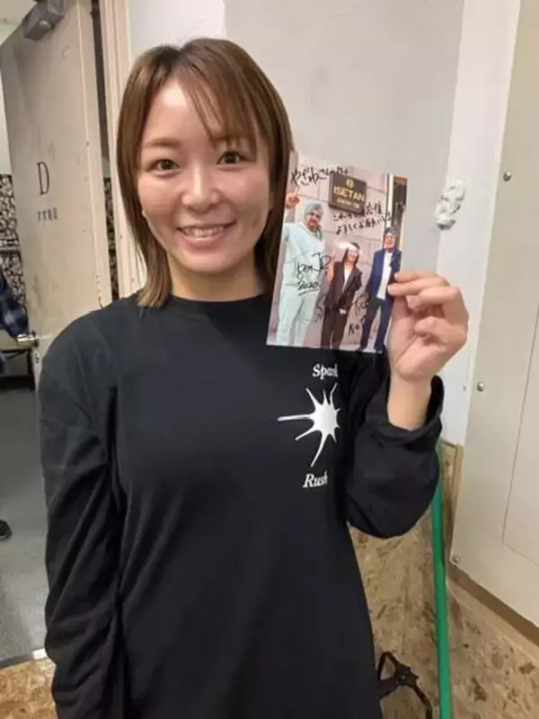 タイガー・ジェット・シン「サーベル殴打」観客、ケガは大事には至らずＳＳＰＷ後楽園大会を観戦…Ｓａｒｅｅｅがお見舞いに「写真」をプレゼント