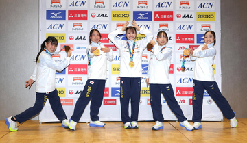 【体操】杉原愛子　銅メダルでロス五輪切符を手にした日本女子代表をけん引　五輪での団体金メダルへ「無欲、無心で大好きな体操を楽しみながら」　世界選手権男女日本代表が帰国会見