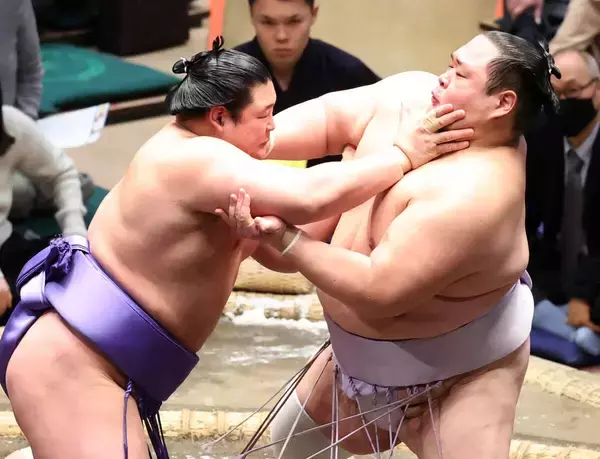 友風が４敗目　欧勝海に押し倒され「全部悪かったです。しょうがない」