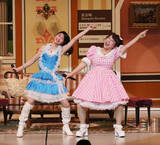 「はるな愛「気持ちよかった」吉本新喜劇にサプライズ出演でエアあやや披露」の画像1