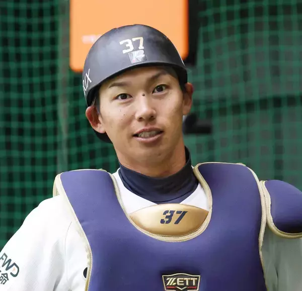 【セパ公示】（２２日）オリックスが石川亮捕手、日本ハムがエドポロケイン外野手を登録