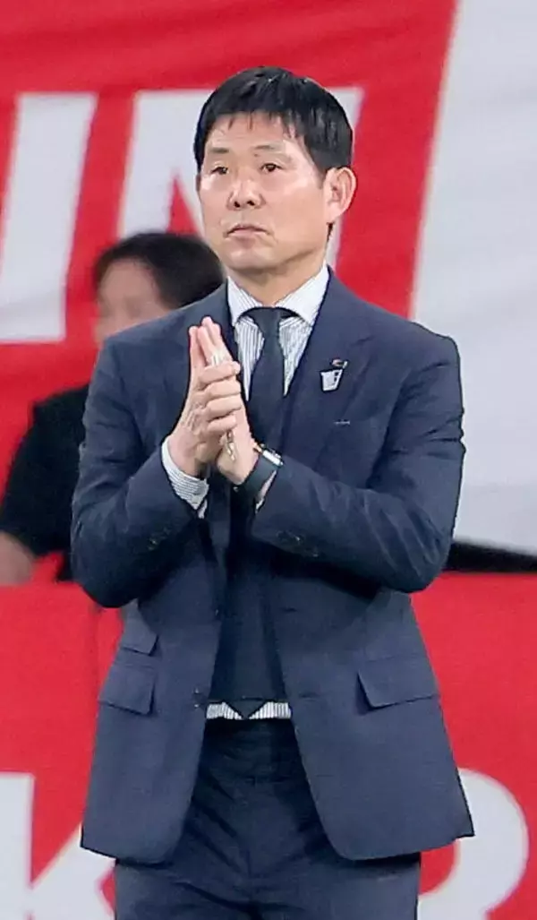 森保一監督、オランダ代表の要注意人物は？「攻撃の起点」「スピードと高さを持っている」　シューイチ・中山秀征と対談