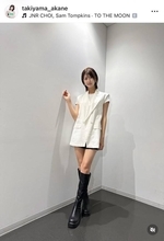 ＡＢＥＭＡ美人アナ、「プロポーション抜群」生放送の超美脚衣装「白がよくお似合い」「素敵」　瀧山あかねアナ