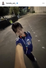 Ｗ杯を現地取材の美女アナ　ユニ姿が「たまんねぇ」　フジ・原田葵アナに「勝利の女神」「可愛すぎる」　