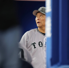【巨人】３年ぶり２試合連続２ケタ失点　６、７回の２イニングで８失点　４―０から逆転許す