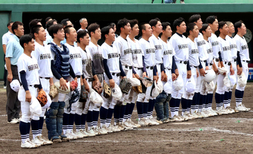 【高校野球】浜松商が７―６で浜松西とのシーソーゲーム制し初戦突破　両チーム計２８安打の乱打戦　戸塚和也監督「負けてもおかしくない展開」