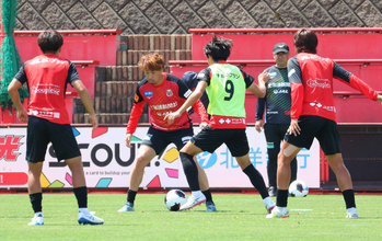 【Ｊ２札幌】ＤＦ福森晃斗が練習に部分合流　左太もも二頭筋肉離れからの完全復帰へ「サッカーを楽しみながらやっていけたら」