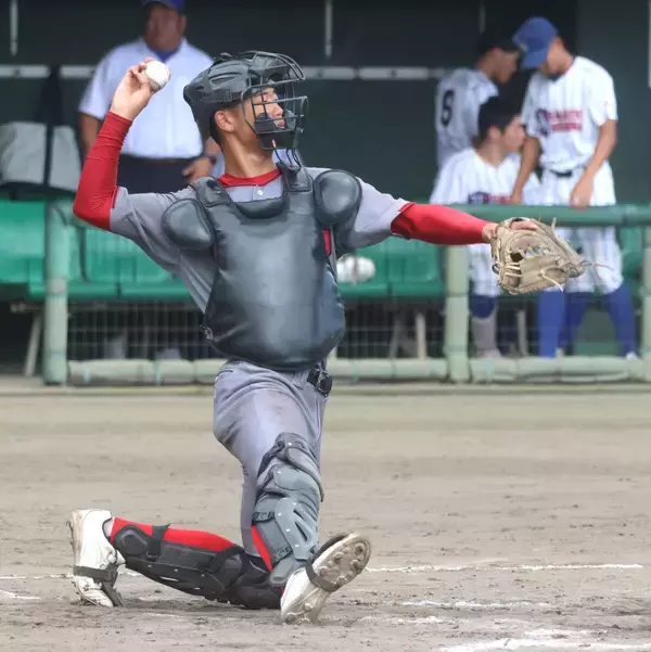 【高校野球】浜松開誠館の２年生捕手・浜惺也がダメ押し２ラン　ボーイズ日本代表は佐野心監督、中村紀洋コーチら元中日戦士の指導で成長