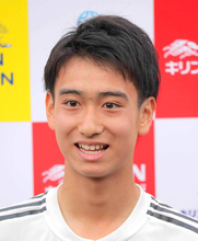 ＭＦ中井卓大がＪリーグ初挑戦…Ｊ２今治に電撃加入　Ｒマドリード下部組織所属の２２歳　背番号８０
