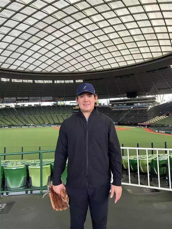 西武・与座海人、前巨人・高橋礼の入団を歓迎　“アンダースローの会・埼玉支部”で共闘