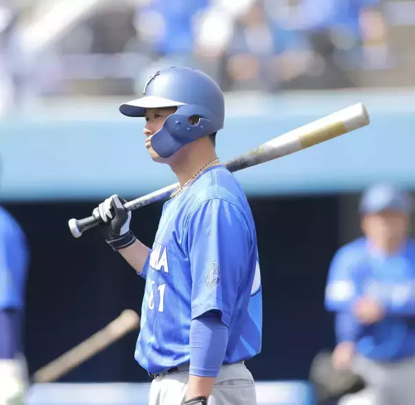 【ＤｅＮＡ】蝦名達夫が今季の対外試合初安打　宜野湾熱狂　昨季１番定着でブレイクした２８歳がアピール