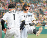 「【阪神】佐藤輝明がメジャー４球団の前で打球速度１８０キロの低弾道５号ソロ「すごくいい打球」根尾昂からの圧巻アーチに米スカウト「間違いなく上に報告する」」の画像1